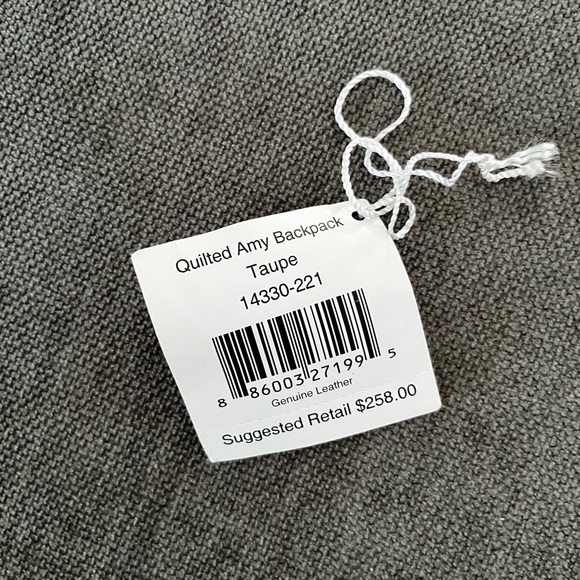 VERA BRADLEY LEATHER BACKPACK - Picture 10 of 11